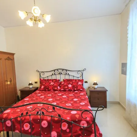 Apartment A 30 Metri Dal Mare *